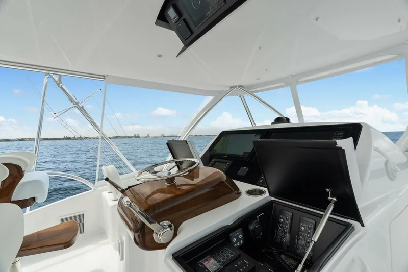 Slide: The Image of Viking 58 - Helm 2025 Viking 58 Convertible - 5553457