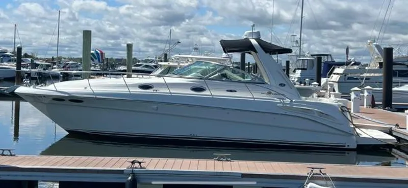 Slide: The Image of Sea Ray 36 2001 - 5553760