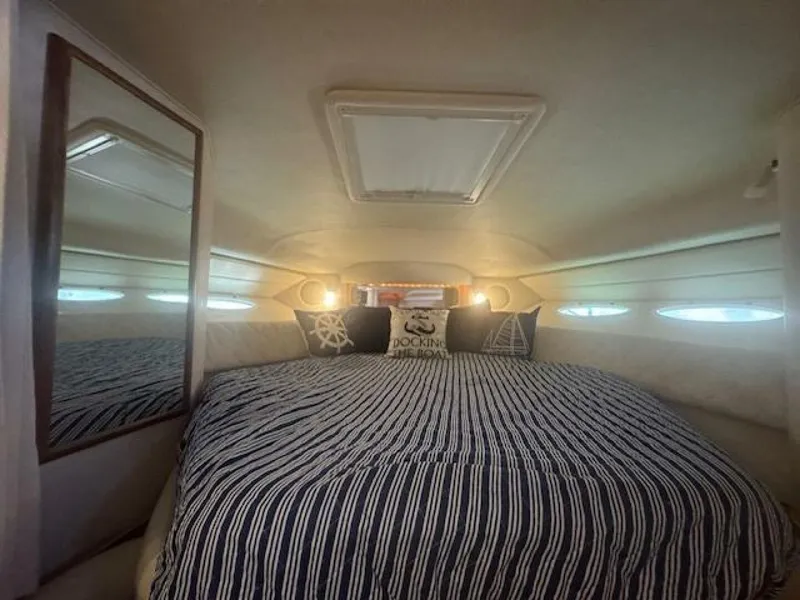 Slide: The Image of Sea Ray 36 2001 - 5553749