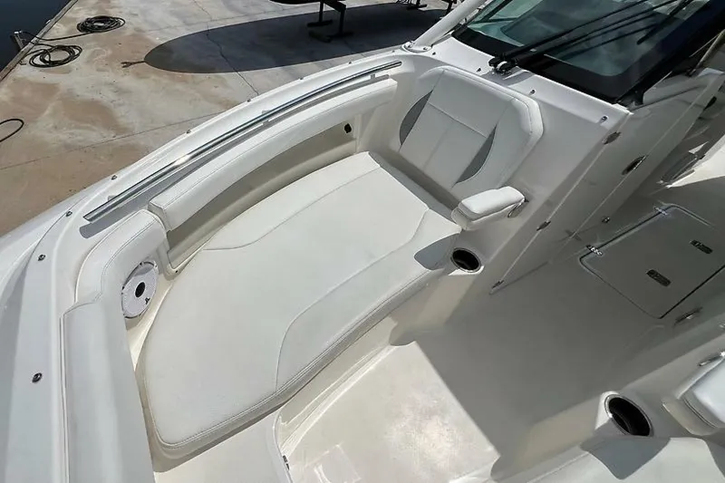 Slide: The Image of 0005313595 - 5553894