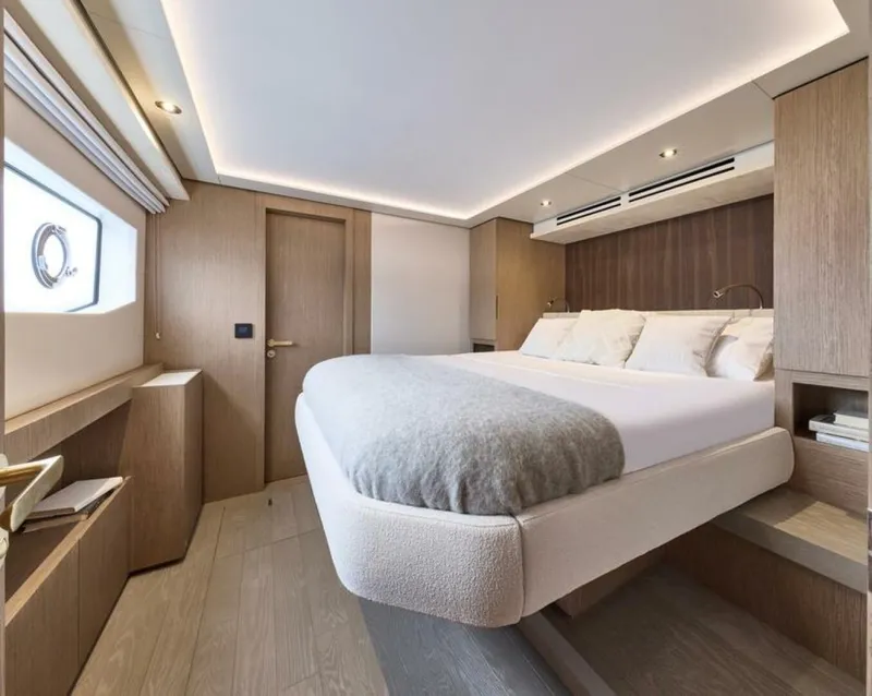 Slide: The Image of Prestige M7 (46) - 5907591