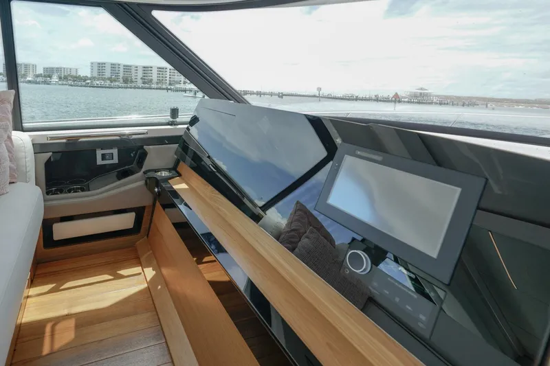 Slide: The Image of 2024 Tiara Yachts 48LE- LADY OGEA- Helm - 5556624