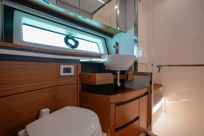 Slide: The Image of 2024 Tiara Yachts 48LE- LADY OGEA- Master Head - 5556616