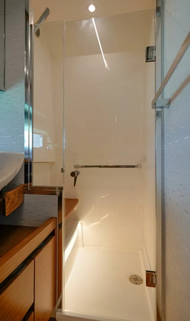 Slide: The Image of 2024 Tiara Yachts 48LE- LADY OGEA- Master Head - 5556617