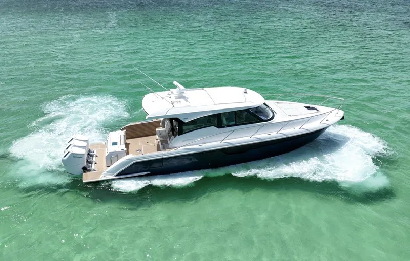 Slide: The Image of 2024 Tiara Yachts 48LE- LADY OGEA- Profile - 5556507