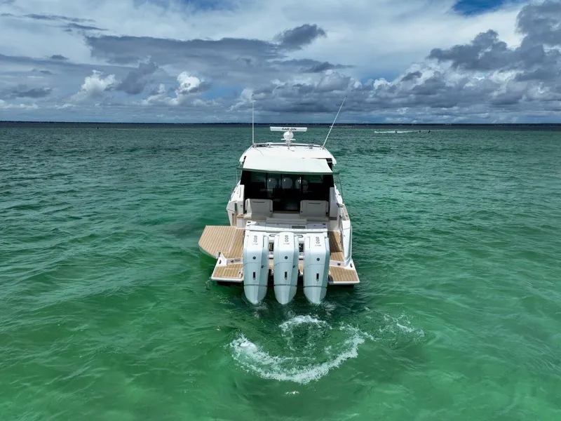 Slide: The Image of 2024 Tiara Yachts 48LE- LADY OGEA- Transom - 5556519