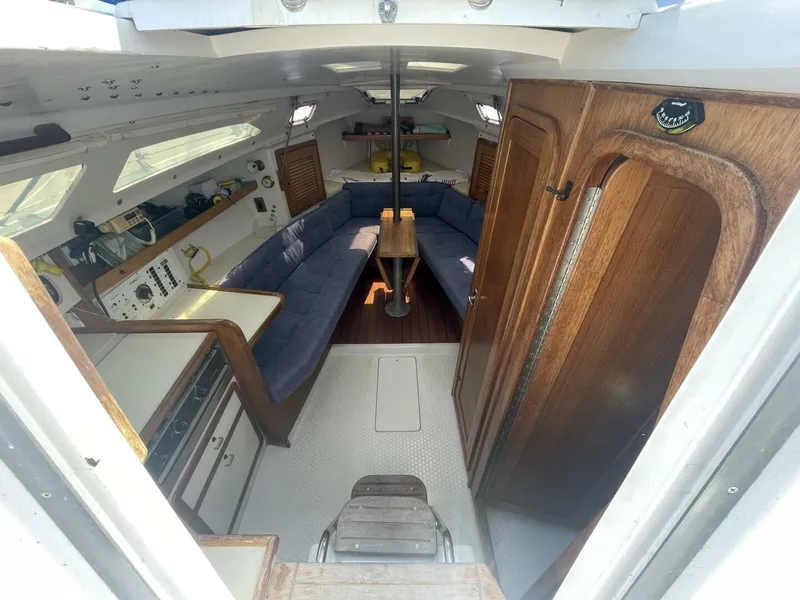 Slide: The Image of Catalina 270 1996 - 5554444