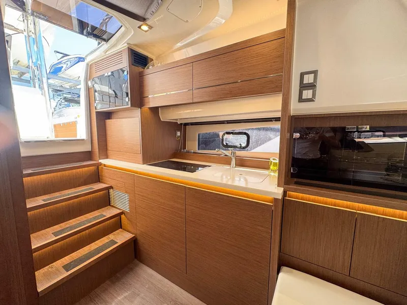 Slide: The Image of Jeanneau Leader 12.5 WA 2022 - 5558349