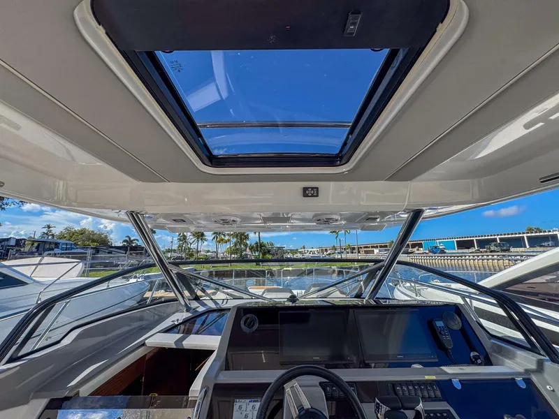 Slide: The Image of Jeanneau Leader 12.5 WA 2022 - 5558358