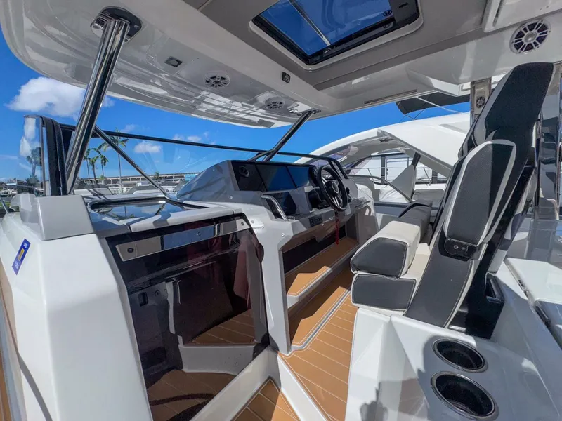 Slide: The Image of Jeanneau Leader 12.5 WA 2022 - 5558371