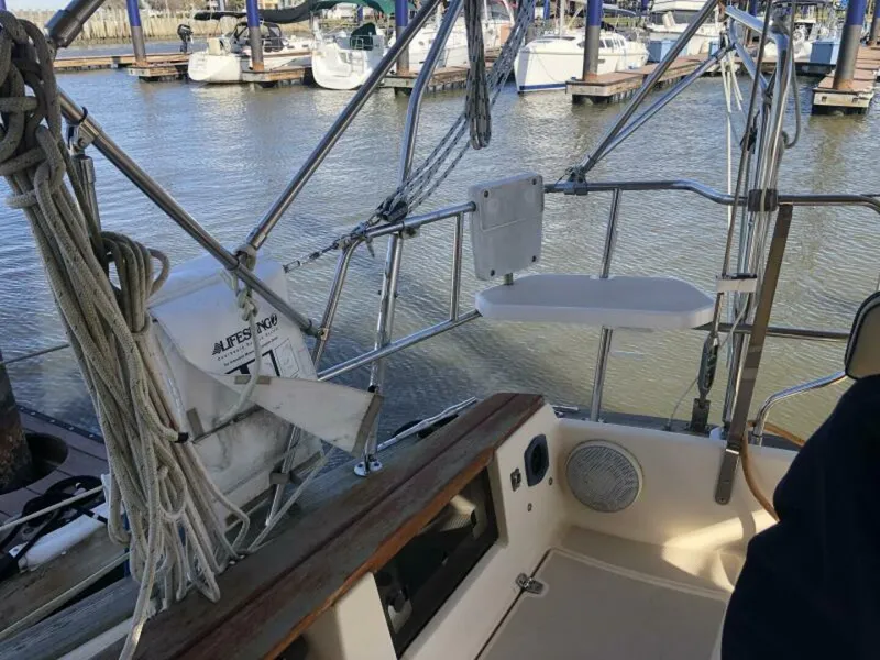 Slide: The Image of Island Packet 380 Stern rail seats - 5554636