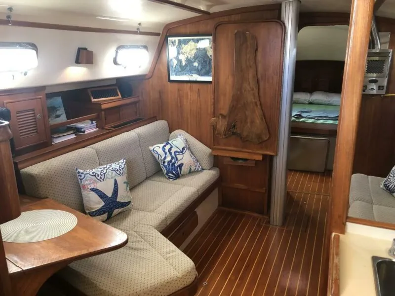 Slide: The Image of Island Packet 380 Salon with custom art on table - 5554648