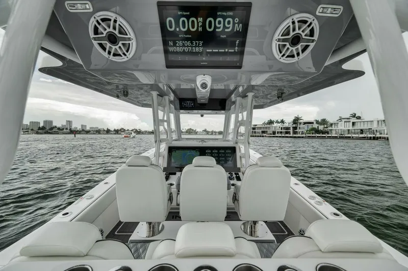 Slide: The Image of Invincible 43 Open 2024 - 5555096