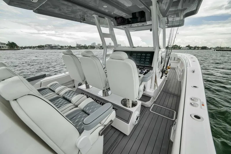 Slide: The Image of Invincible 43 Open 2024 - 5555097