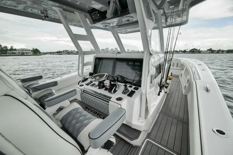 Slide: The Image of Invincible 43 Open 2024 - 5555100