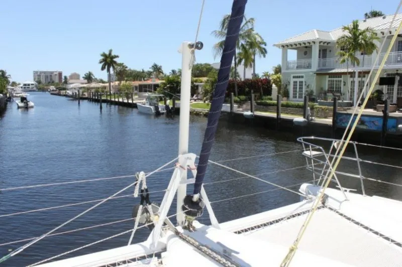 Slide: The Image of Used Sail Catamaran for sale 2006 ALLIAURA MARINE Privilege - JOBSITE - 5556686