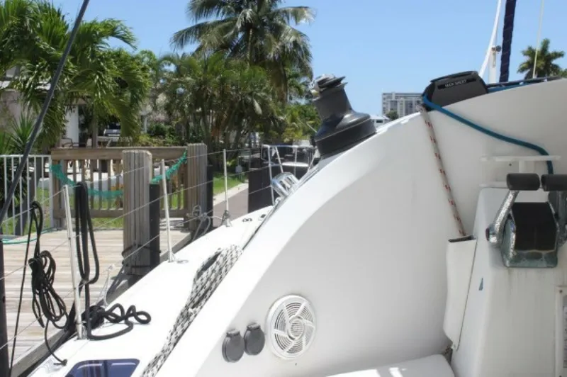 Slide: The Image of Used Sail Catamaran for sale 2006 ALLIAURA MARINE Privilege - JOBSITE - 5556701