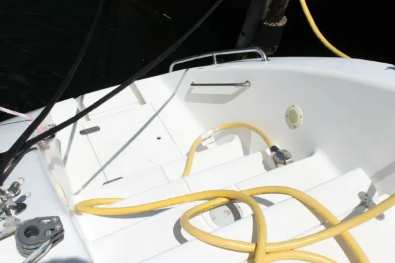 Slide: The Image of Used Sail Catamaran for sale 2006 ALLIAURA MARINE Privilege - JOBSITE - 5556700