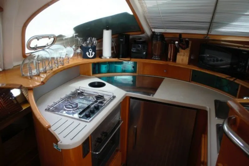 Slide: The Image of Used Sail Catamaran for sale 2006 ALLIAURA MARINE Privilege - JOBSITE - 5556673