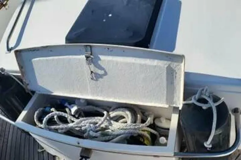 Slide: The Image of Grand Banks 42 classic 1989 - 5556800