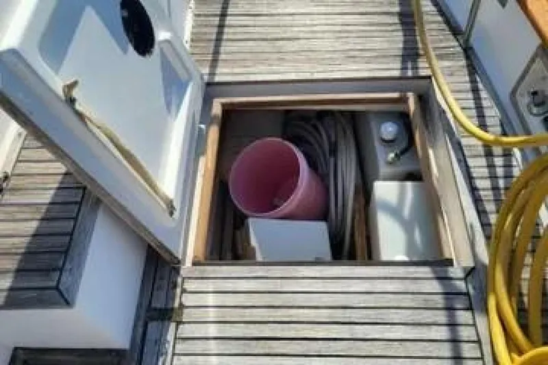 Slide: The Image of Grand Banks 42 classic 1989 - 5556805