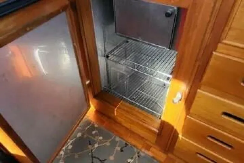 Slide: The Image of Grand Banks 42 classic 1989 - 5556856