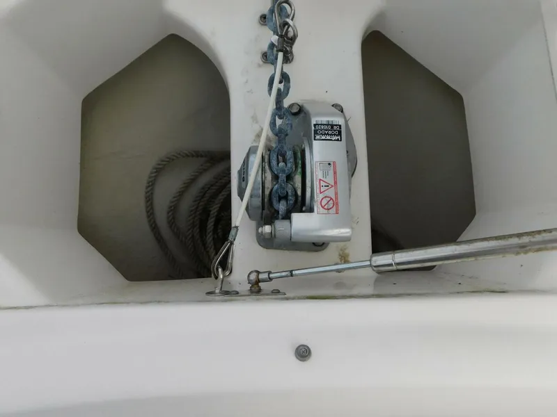 Slide: The Image of Robalo R247 Dual Console 2016 - 5556727