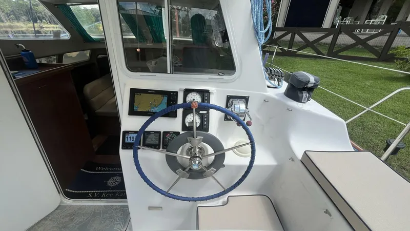 Slide: The Image of Gemini Legacy 35 2014 - 5557012