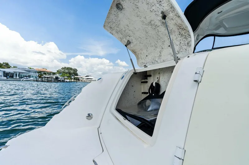 Slide: The Image of 2006 Sea Ray 38 Sundancer 'Ty One On' - 5557495