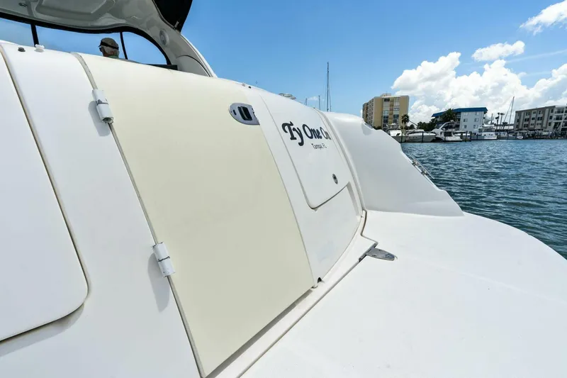 Slide: The Image of 2006 Sea Ray 38 Sundancer 'Ty One On' - 5557496
