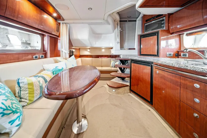 Slide: The Image of 2006 Sea Ray 38 Sundancer 'Ty One On' - 5557509