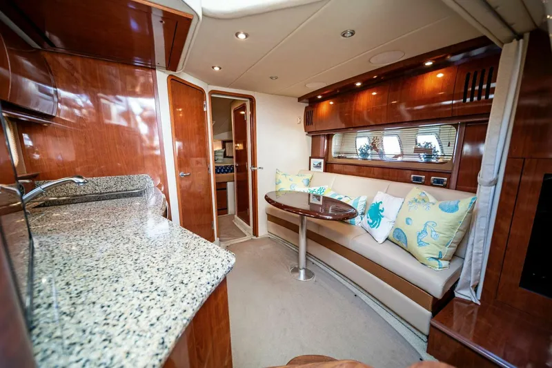 Slide: The Image of 2006 Sea Ray 38 Sundancer 'Ty One On' - 5557516