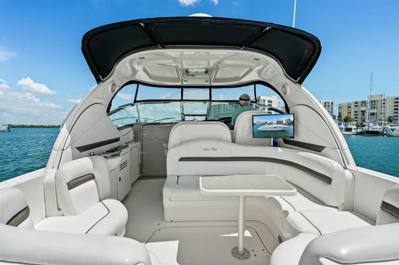 Slide: The Image of 2006 Sea Ray 38 Sundancer 'Ty One On' Cockpit - 5557488