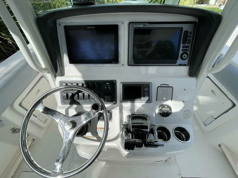 Slide: The Image of Boston Whaler 280 Outrage 2011 - 5558035