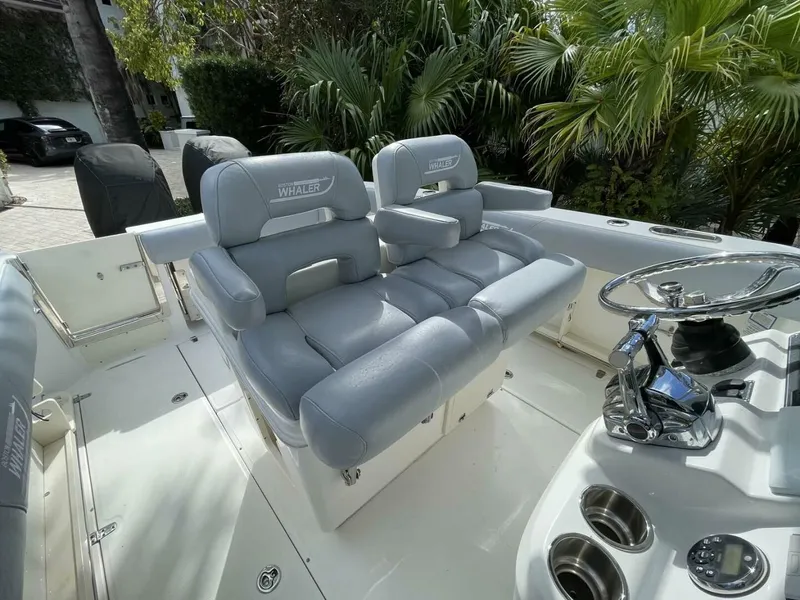 Slide: The Image of Boston Whaler 280 Outrage 2011 - 5558045
