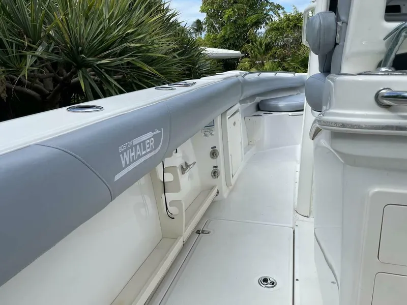 Slide: The Image of Boston Whaler 280 Outrage 2011 - 5558050