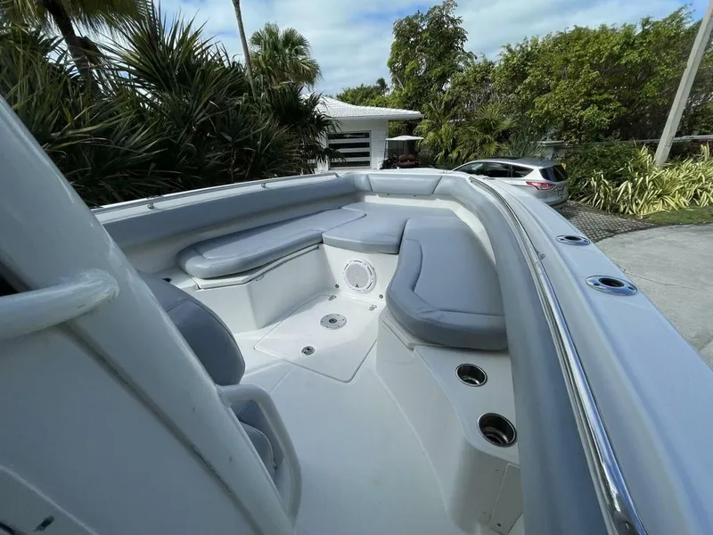 Slide: The Image of Boston Whaler 280 Outrage 2011 - 5558053