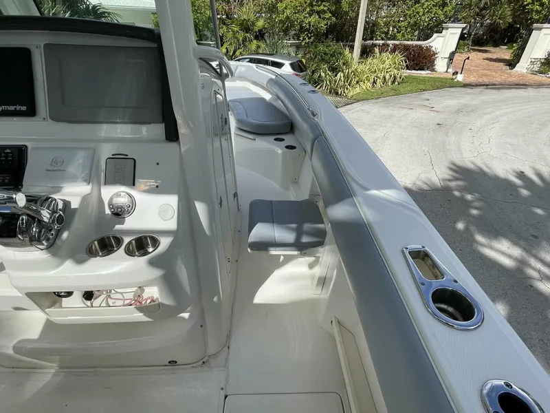 Slide: The Image of Boston Whaler 280 Outrage 2011 - 5558055