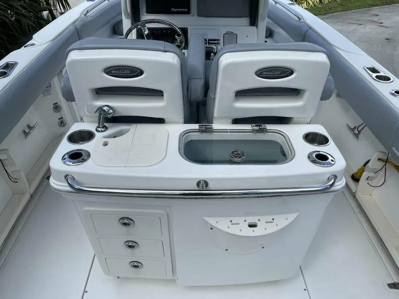 Slide: The Image of Boston Whaler 280 Outrage 2011 - 5558057