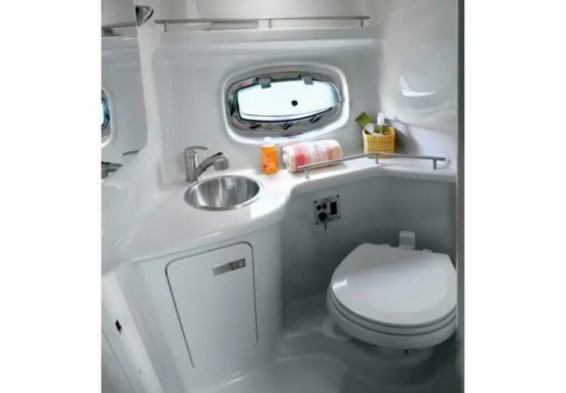 Slide: The Image of Sea Ray 270 Sundancer 2009 - 5558483