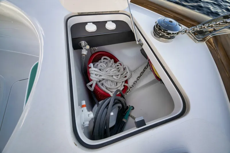 Slide: The Image of Winter Custom Yachts 46 Walkaround 2019 - 5581491