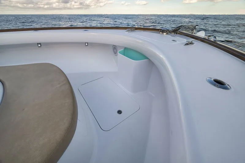 Slide: The Image of Winter Custom Yachts 46 Walkaround 2019 - 5581493