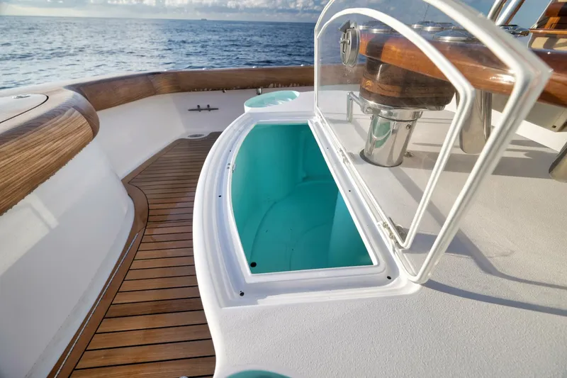 Slide: The Image of Winter Custom Yachts 46 Walkaround 2019 - 5581555