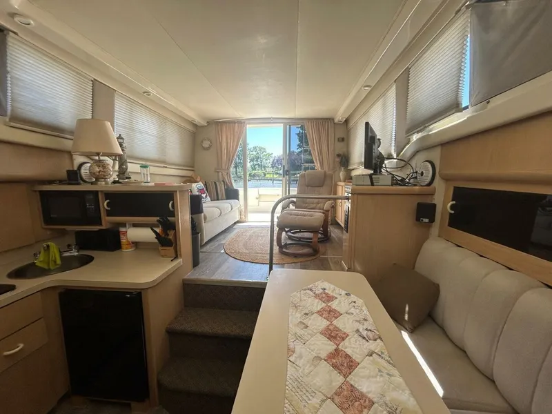 Slide: The Image of Silverton 34 Convertible 1990 - 5558174