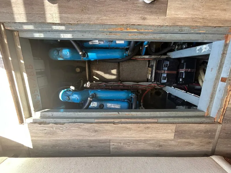 Slide: The Image of Silverton 34 Convertible 1990 - 5558175