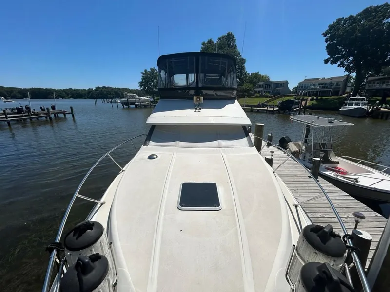 Slide: The Image of Silverton 34 Convertible 1990 - 5558180