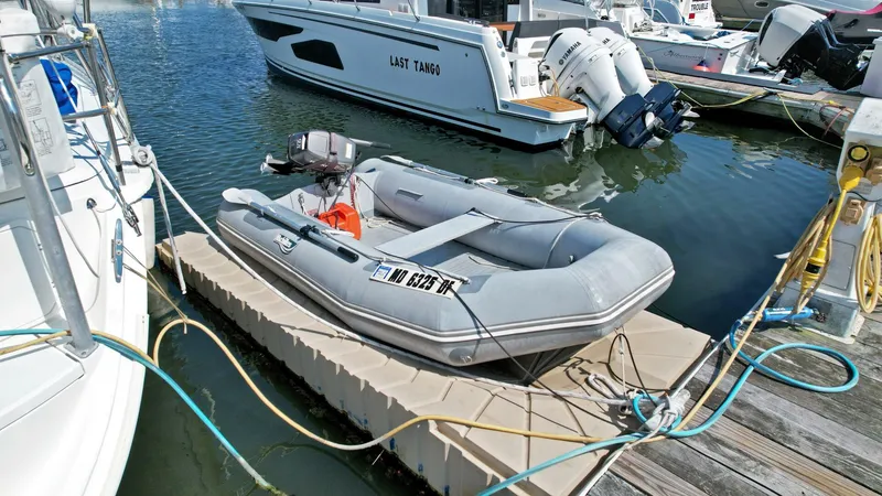 Slide: The Image of Hunter 43 1991 - 5575938