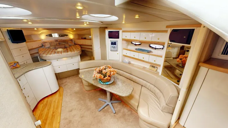 Slide: The Image of Maxum 4100 1999 - 5575979