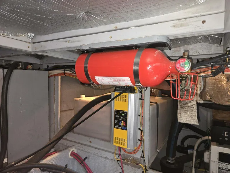 Slide: The Image of Silverton 392 Aft Cabin Motor Yacht 2003 - 5558644