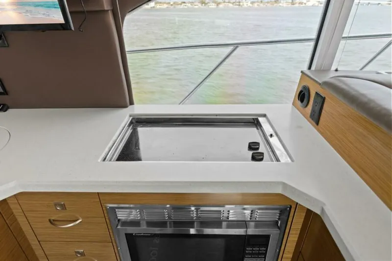 Slide: The Image of 2014 45 Cruisers Yachts Cantius - Best Times Too - 5558802